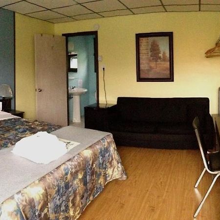 Motel Spring Chateau Richer Екстериор снимка
